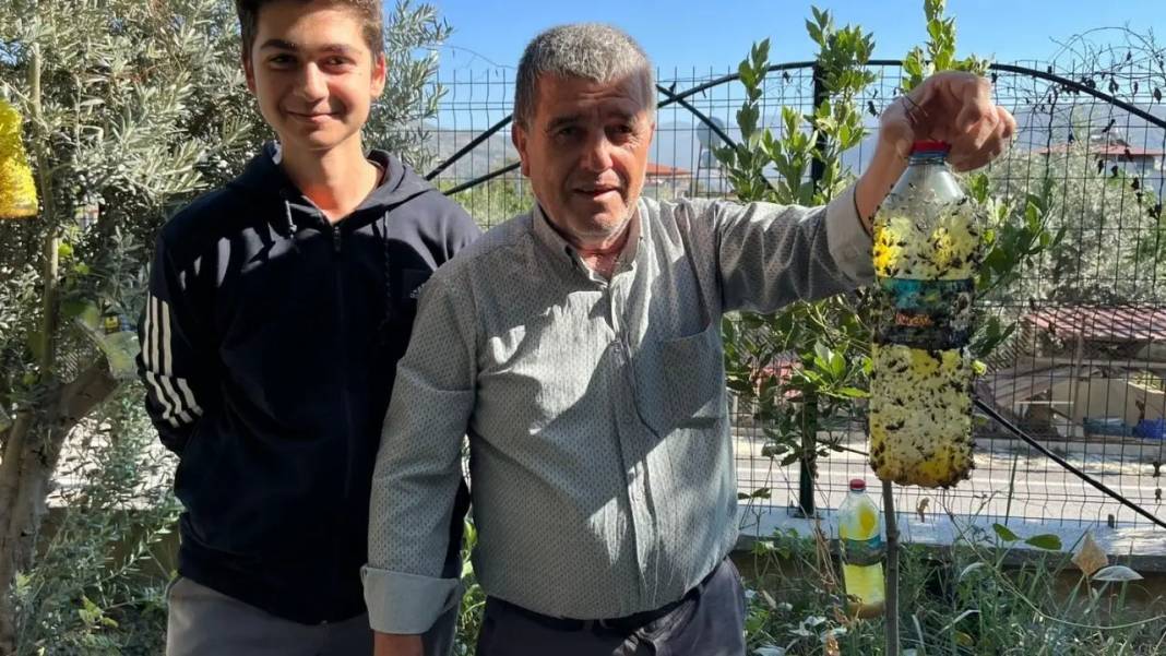 Hataylı Lise Öğrencilerinin Zararlı Tuzağına Çiftçilerden Tam Not! 3